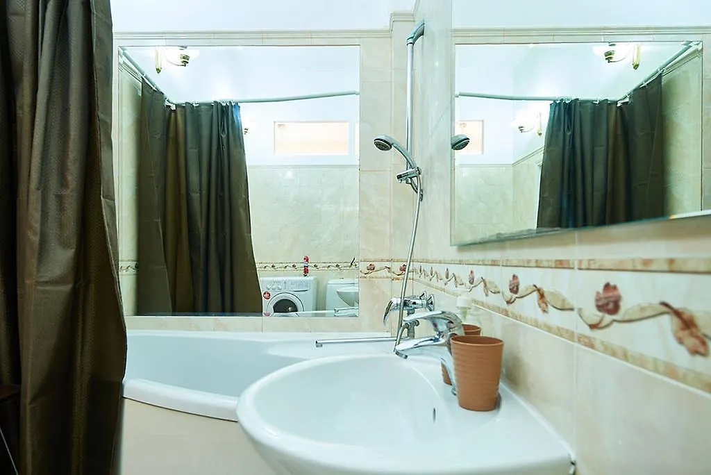 Home Hotel Apartments On Khreshchatyk Area Kiev Ukraine