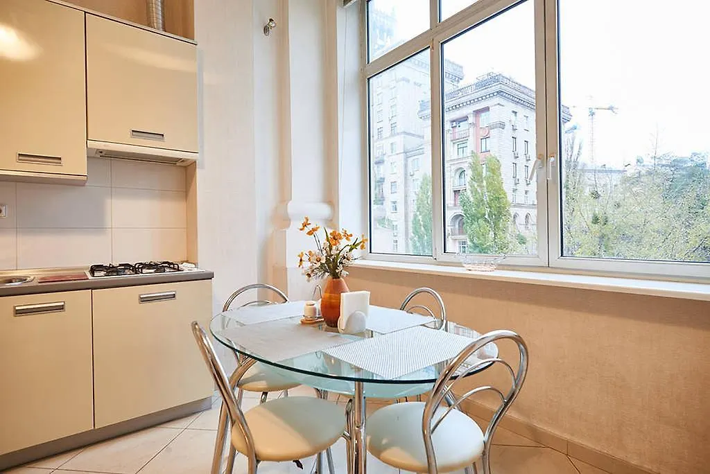 Home Hotel Apartments On Khreshchatyk Area Kiev