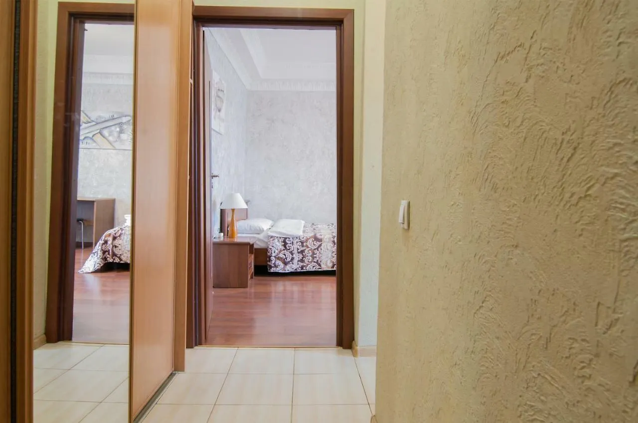 Home Hotel Apartments On Khreshchatyk Area Kiev